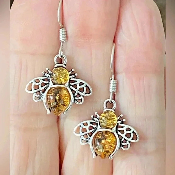 Pretty Silver and Amber Bee Bumblebee Honeybee Drop Earrings New - Picture 1 of 2